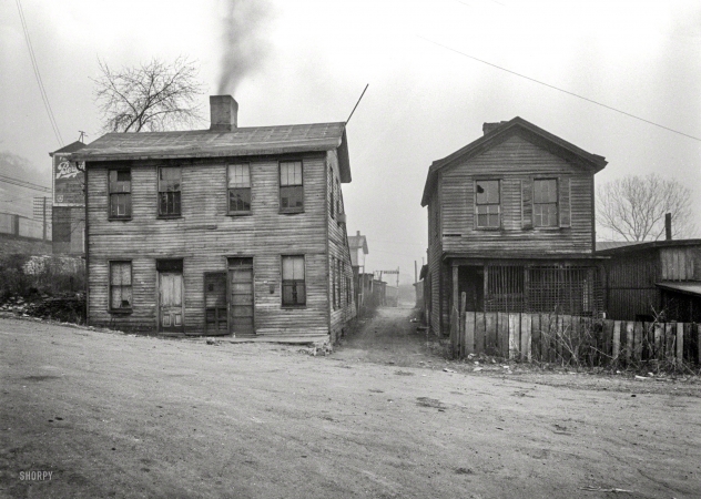 Photo showing: Squalid Cincinnati -- December 1935. Typical squalid homes, Hamilton County, Ohio.