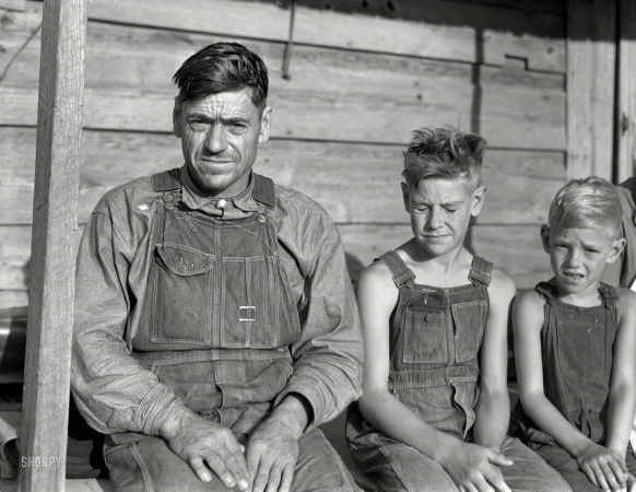 Photo showing: Farm-Raised -- July 1937. Landless sharecropper families. Sharecropper near Hartwell, Georgia.