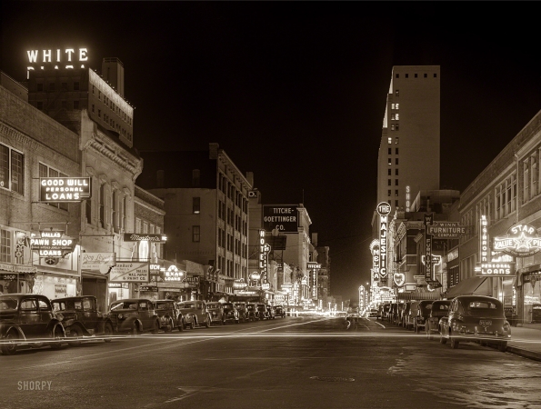 Photo showing: Dallas Noir -- January 1942. Elm Street and Theater Row in Dallas.