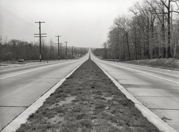 Photo showing: Near Newark -- April 1939. Highway. New Jersey, near Newark.