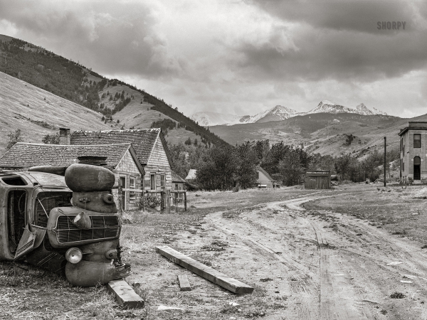 Photo showing: Ghostscape -- June 1939. A ghost mining town. Pony, Montana.