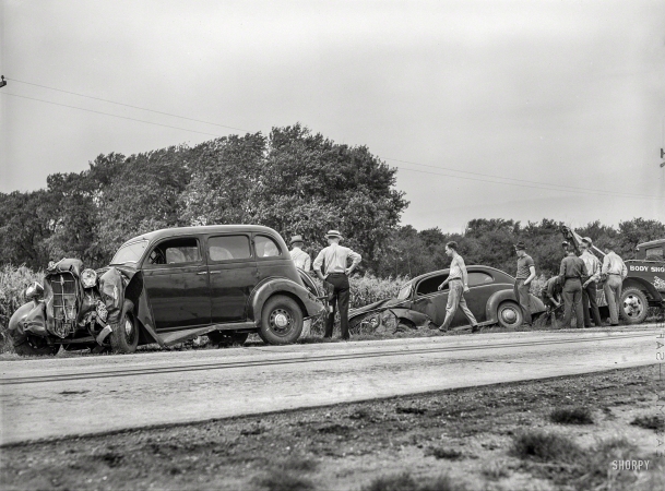Photo showing: Wreck on the Highway -- September 1939. Accident on U.S. Highway 65 near Iowa Falls, Iowa.