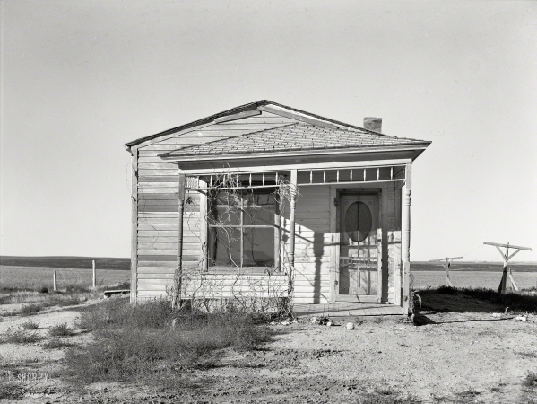Photo showing: Home Alone -- November 1937. Abandoned house near Ambrose, Divide County, North Dakota.