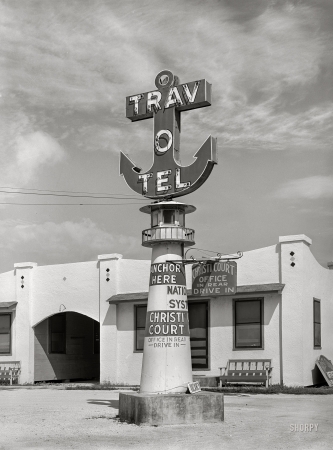 Photo showing: Anchor Here -- October 1939. Insignia of nationally affiliated tourist courts. Corpus Christi, Texas.