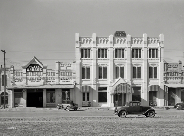 Photo showing: Plaza Garage -- November 1939. Hotel and garage in Gonzales, Texas.