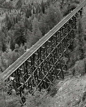 Photo showing: Near Ophir -- September 1940. Trestle of narrow gauge railroad near Ophir, Colorado.