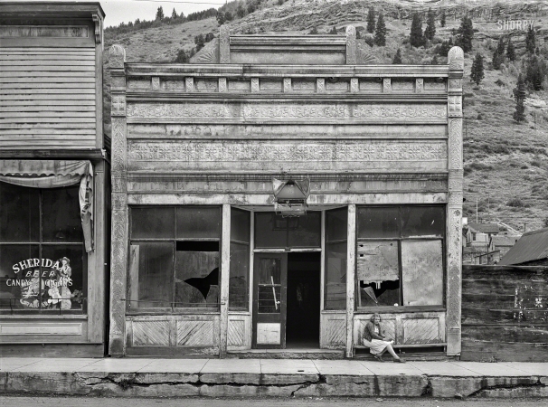Photo showing: Telluride -- September 1940. Dilapidated buildings at Telluride, Colorado.