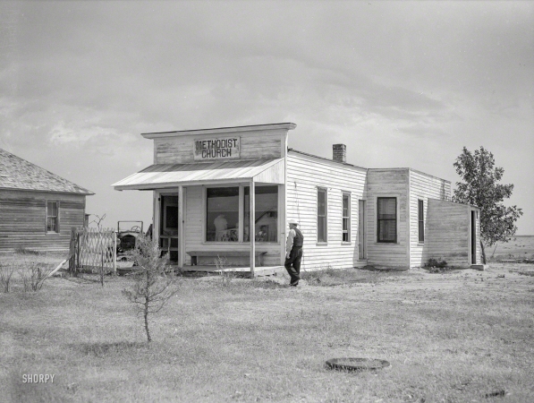 Photo showing: Church of Meteorology -- July 1936. Going to church to pray for rain. Grassy Butte, North Dakota.