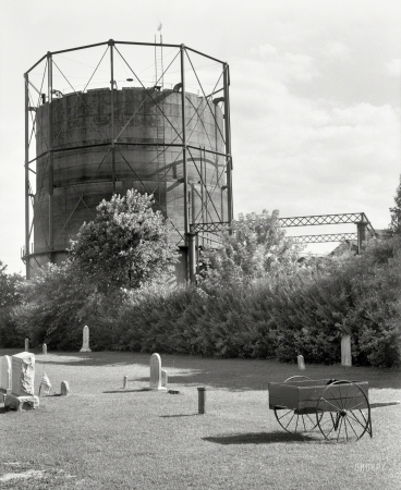 Photo showing: The Sweet By and By -- July 1938. Gashouse and graveyard. Dover, Delaware.