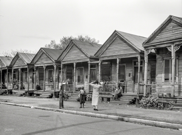 Photo showing: Sweet Home Alabama -- April 1937. Negro houses in Mobile, Ala.