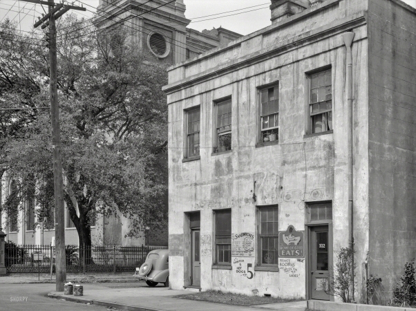 Photo showing: Good Eats -- 1937. Restaurant in Mobile, Alabama.