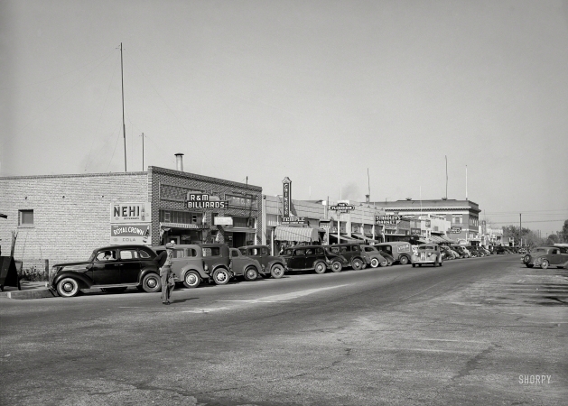 Photo showing: Chinese Temple -- November 1940. Main street. Delano, California.