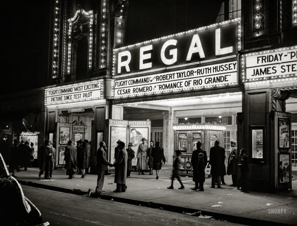 Photo showing: Flight Command -- April 1941. Movie theater. Southside, Chicago, Illinois.