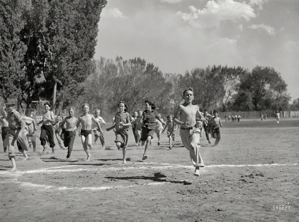 Photo showing: Young America. -- 1941. Kids' race at the Fourth of July celebration in Vale, Oregon.