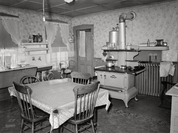 Photo showing: Country Kitchen -- 1938. Tolland County, Connecticut. The kitchen on the Schneider farm.