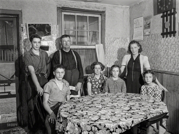 Photo showing: Meet the Yensers -- August 1940. The family of John Yenser. Mauch Chunk, Pennsylvania.