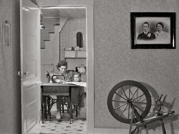 Photo showing: String Theory II -- October 1940. Mrs. Baptiste Jendreau, wife of French-Canadian
FSA client and potato farmer near Saint David, Maine.