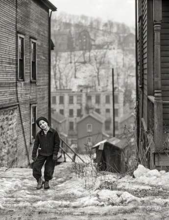 Photo showing: Freedom, Pa. -- January 1941. Little boy in Freedom, Pennsylvania.