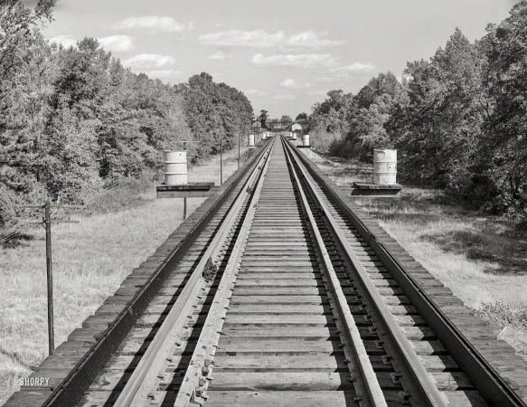 Photo showing: Over the Oconee -- November 1941. Greene County, Georgia. Railroad tracks across the Oconee River.