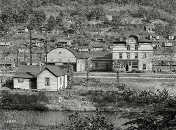 Photo showing: Actually Eckman -- September 1938. Coal mining town of Welch [i.e., Eckman], in the Bluefield section of West Virginia.