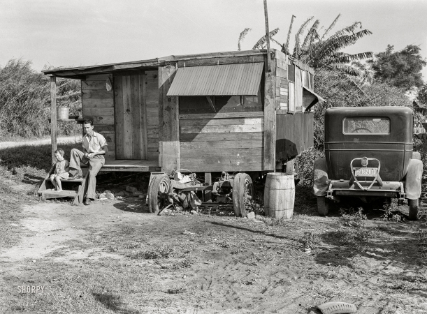 Photo showing: Beautiful Glade -- January 1939. Migrant packinghouse workers' living quarters. Belle Glade, Florida.