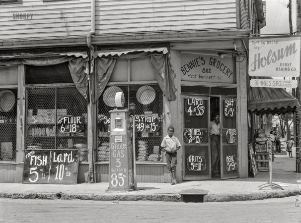 Photo showing: Bennies Grocery -- June 1939. Negro grocery store. Savannah, Georgia.