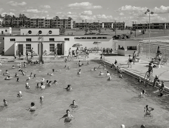 Photo showing: Pool Photo -- June 1939. Community swimming pool at Greenbelt, Maryland.