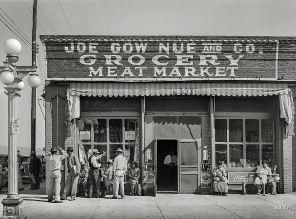 Photo showing: Nue Grocery -- November 1939. Greenville, Mississippi. In the Mississippi Delta, there is an
ever-increasing number of Chinese grocerymen and merchants.