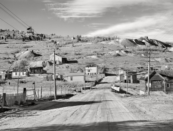Photo showing: Russell Gulch -- September 1941. Russell Gulch, ghost mining town near Central City, Colorado.