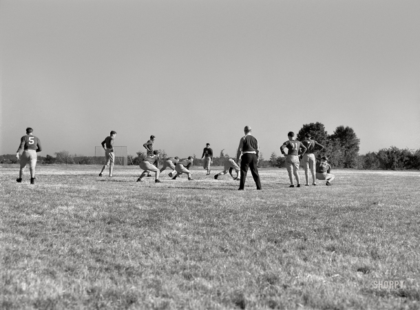 Photo showing: Greenhills Gridders -- October 1939. Six-man football played in high school at Greenhills, Ohio.