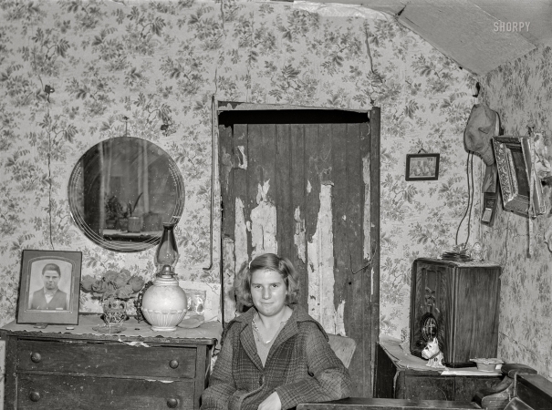 Photo showing: Maid of the Marsh -- November 1940. Daughter of day laborer. Scioto Marshes, Hardin County, Ohio.