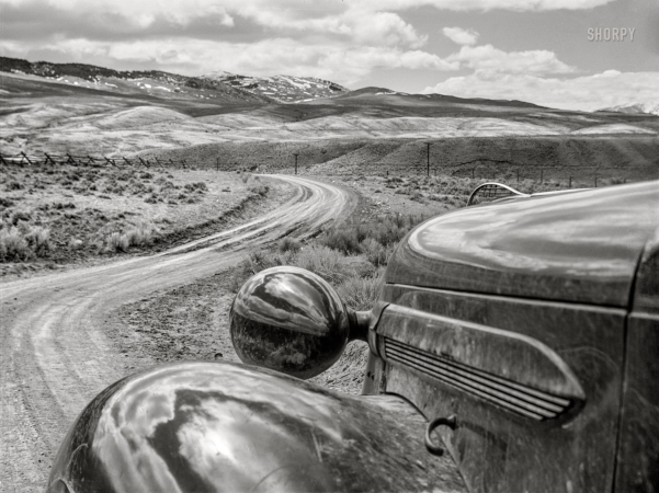 Photo showing: Fender, Roads -- April 1942. Beaverhead County, Montana. Road into Bannack, Montana's first capital.