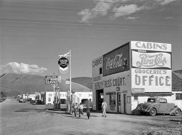 Photo showing: Beauty Ress Court -- April 1942. Missoula, Montana. Entering the town. Tourist apartments.