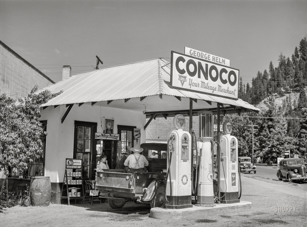 Photo showing: Demand Gasoline -- July 1941. Filling station. Orofino, Idaho.