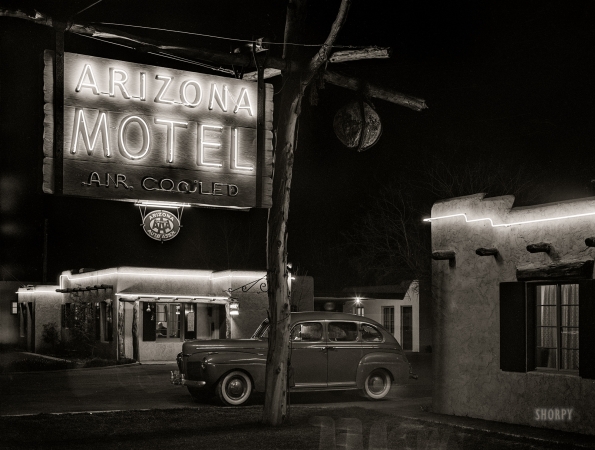 Photo showing: Arizona Motel -- February 1942. Tourist court. Phoenix, Arizona.