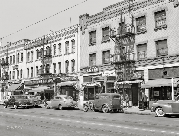 Photo showing: Hotel Mikado -- April 1942. Los Angeles, California. Street scene in Little Tokyo.