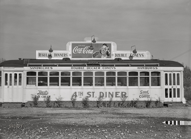 Photo showing: Double Coneys -- October 1941. Deserted diner near Syracuse, New York.