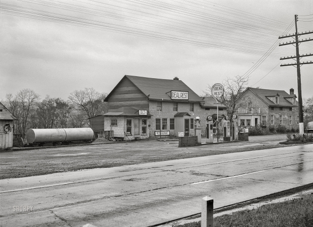 Photo showing: Ideal Rest -- October 1941. Little Falls, New York (vicinity). Truckers' service station.