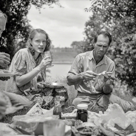 Photo showing: Fish Fry -- 1940. Farm family having Fourth of July fish fry along the Cane River near Natchitoches, Louisiana.