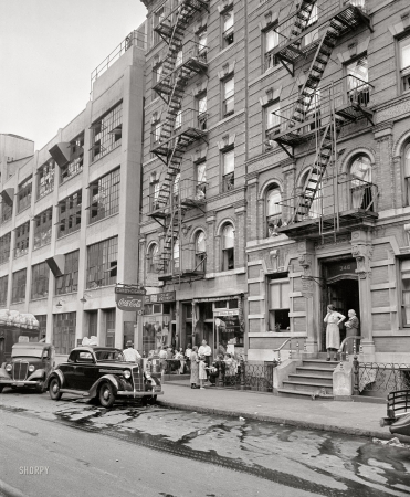 Photo showing: Apts. to Let -- 1938. New York, New York. East 62nd Street.