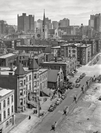 Photo showing: Churches of Chicago -- April 1942 in the Windy City.