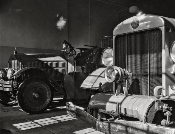 Photo showing: Chariots of Fire -- January 1943. Washington, D.C. Engine Company No. 4 firehouse. Fire trucks.