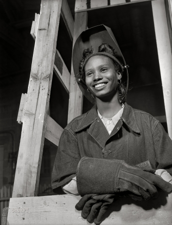 Photo showing: Girl Welder -- January 1943. Daytona Beach, Florida. Bethune-Cookman
College. Girl welder in the National Youth Administration school.