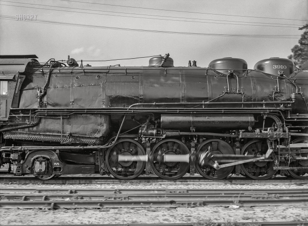 Photo showing: Train Stationary -- March 1943. San Bernardino, California. Overhauled engine being run on the slip track at the Santa Fe shops.