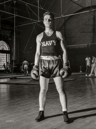 Photo showing: Annapolis Pugilist -- October 1942. U.S. Naval Academy, Annapolis, Maryland. Boxing.