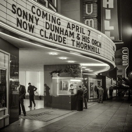 Photo showing: Hollywood Palladium -- April 1942. Hollywood, California. Sign and ticket window of a large dance palace.