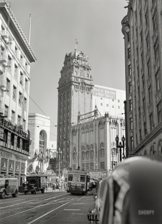 Photo showing: Bank of America -- May 1943. San Francisco, California. The Bank of America.