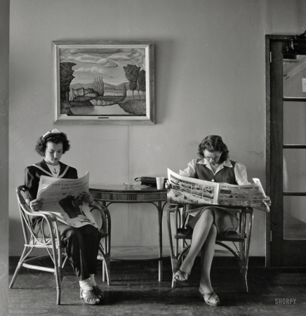 Photo showing: Social Media -- May 1943. Arlington, Virginia. Reading the Sunday paper at
Arlington Farms, duration residence halls for women war workers.