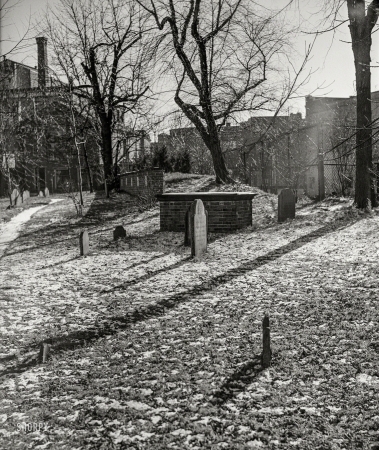 Photo showing: Dark Garden -- Winter 1938. Cambridge, Massachusetts. Historic churchyard near Harvard Square.