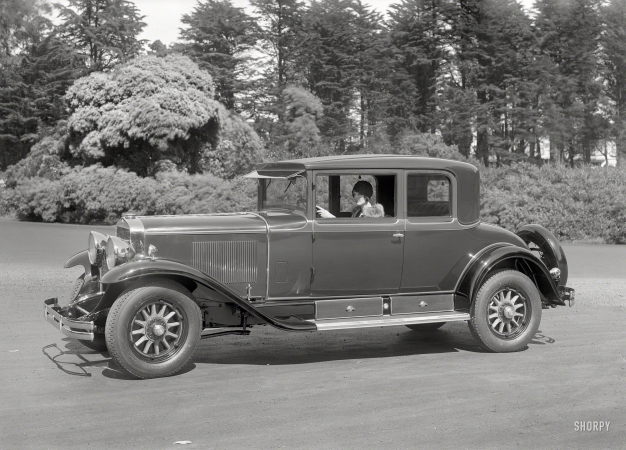 Photo showing: Coupe de Fille -- San Francisco circa 1928. Cadillac five-passenger coupe at Golden Gate Park.